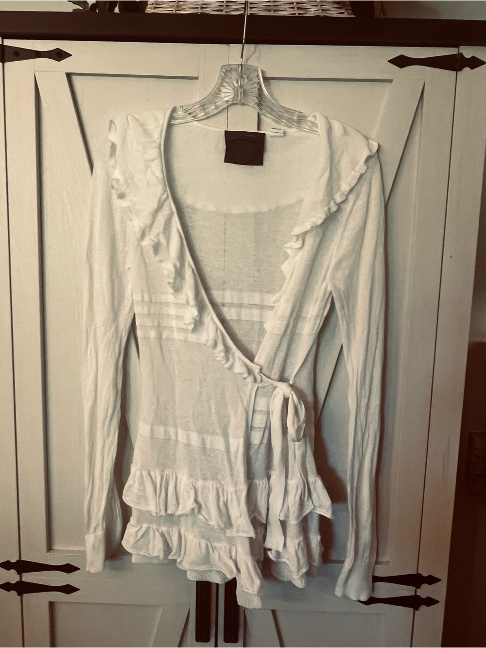 Guinevere by anthropology White Ruffle Wrap Top with Tie Front Small